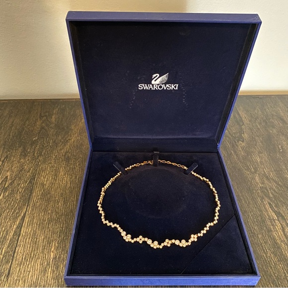 Swarovski Necklace ๐ - Picture 5 of 8